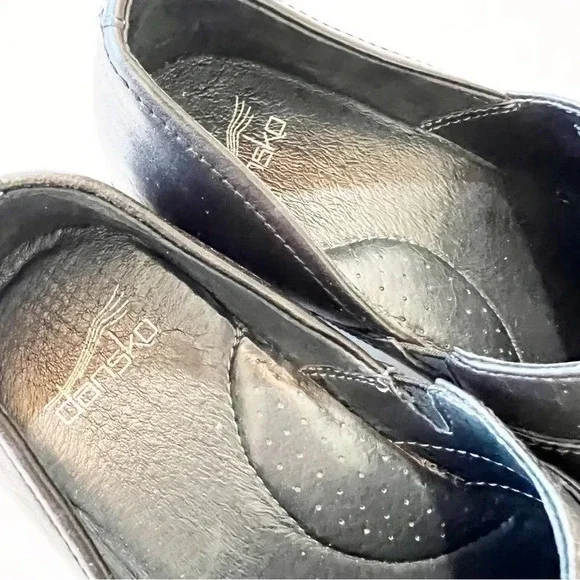 Dansko Tamara Clogs Black Leather Women’s Size 38 EU Buckle Detail Comfort Work - Picture 12 of 14